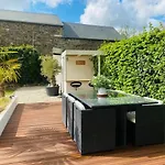 Les 3 Pommiers : En Suisse Normande Holiday home