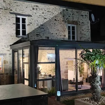 Les 3 Pommiers : En Suisse Normande