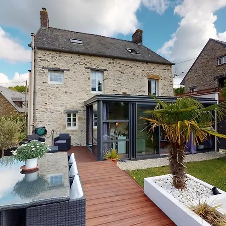 Les 3 Pommiers : En Suisse Normande Feriehus *