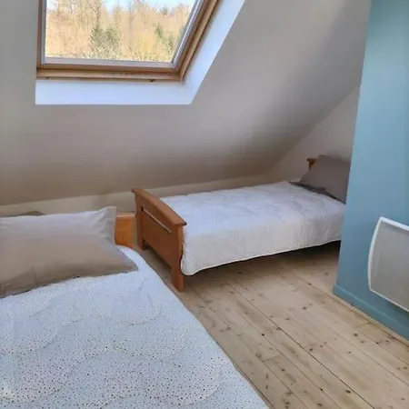 Feriehus Les 3 Pommiers : En Suisse Normande Donnay