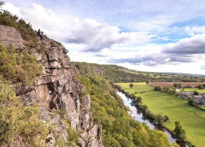Les 3 Pommiers : En Suisse Normande * Donnay